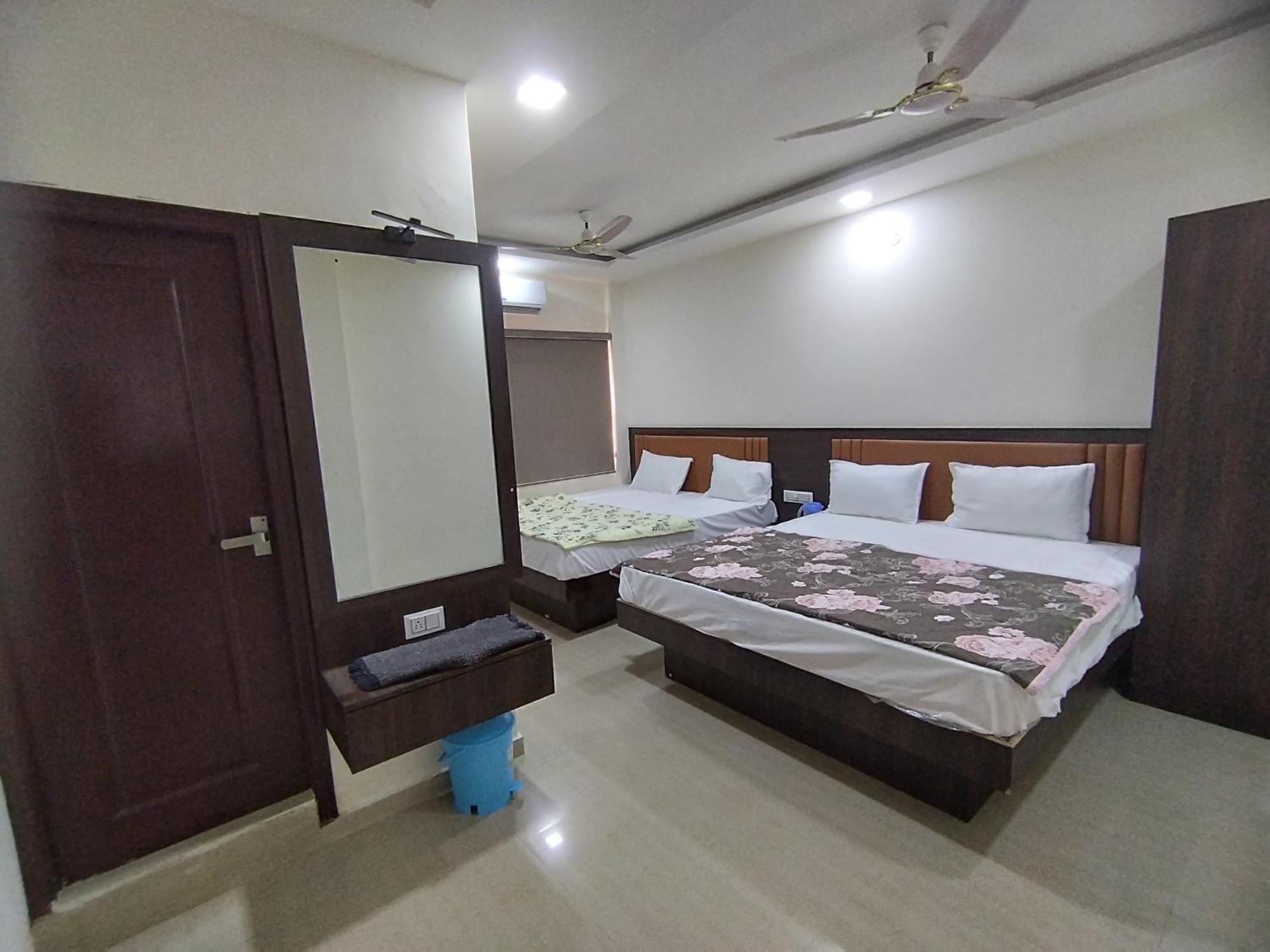 Hotel Heritage Palace Bhuj Exterior foto